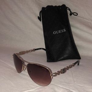 Guess Aviator Sunglasses with Guess Bag